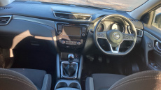 Nissan Qashqai 1.3 DiG-T N-Connecta 5dr Petrol Hatchback